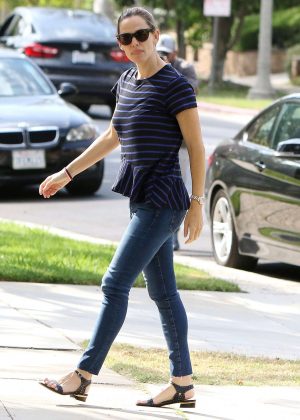 Jennifer Garner in Jeans out in Los Angeles